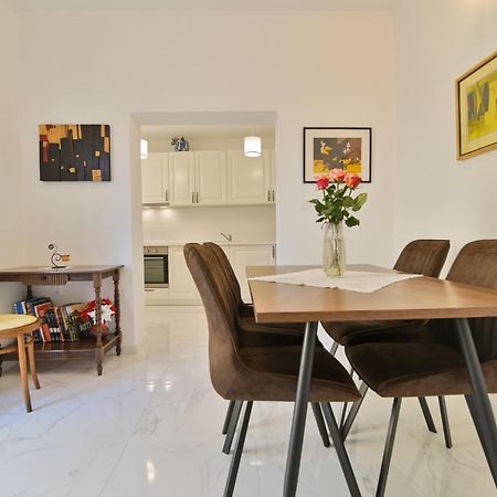 Apartments Art Трогир Экстерьер фото