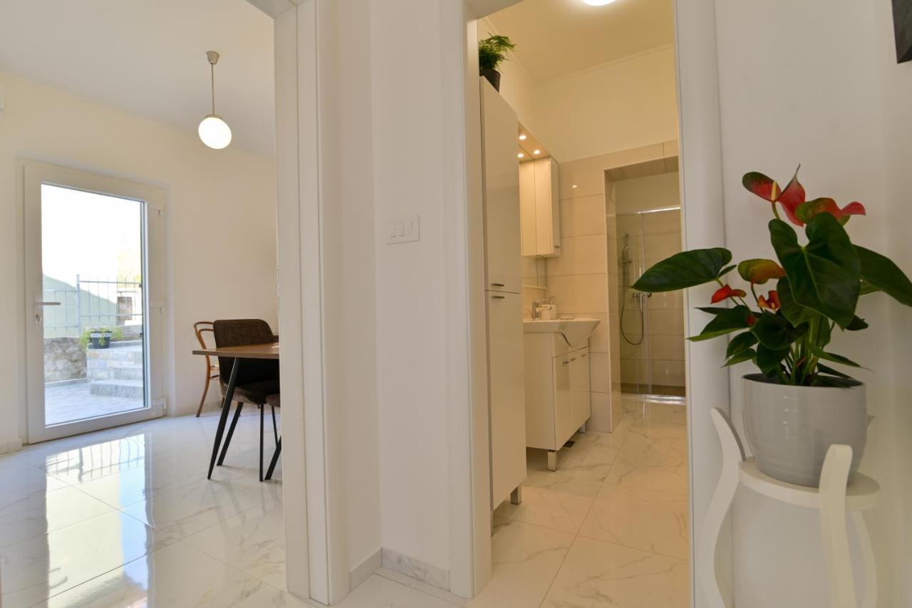 Apartments Art Трогир Экстерьер фото