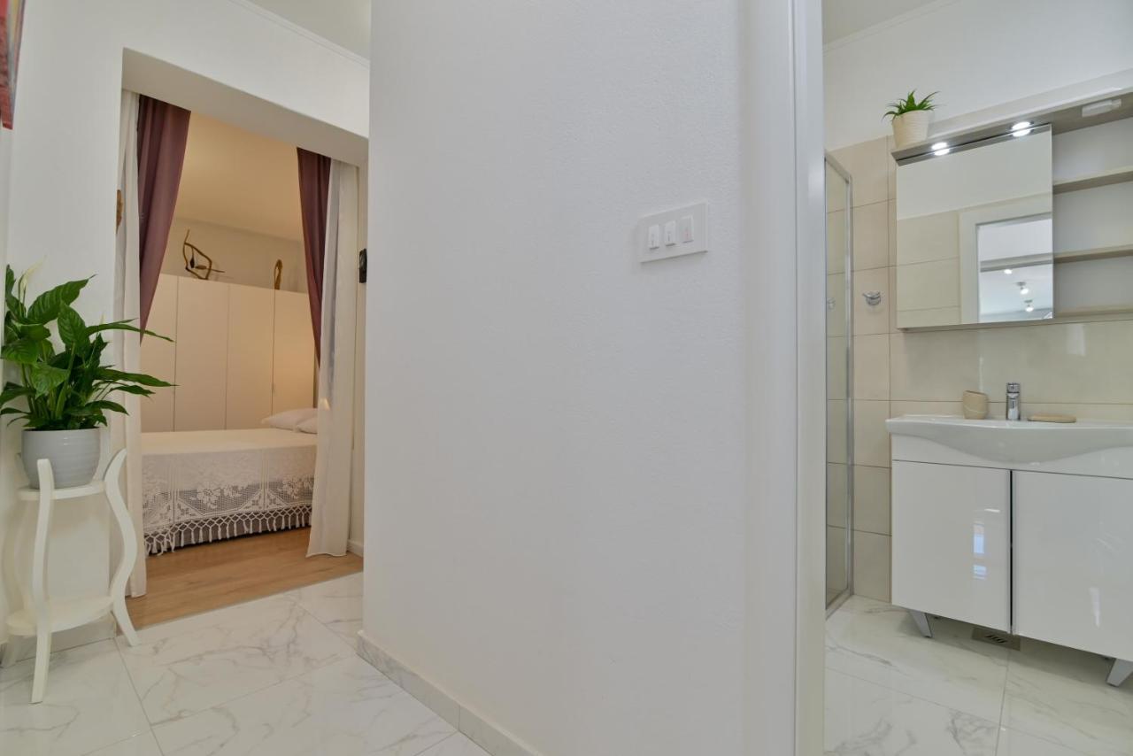 Apartments Art Трогир Экстерьер фото